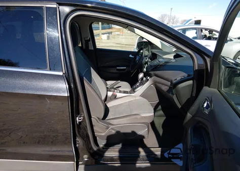 2015 Ford Escape Se из США, поврежденный, VIN 1FMCU0G94FUA18374
